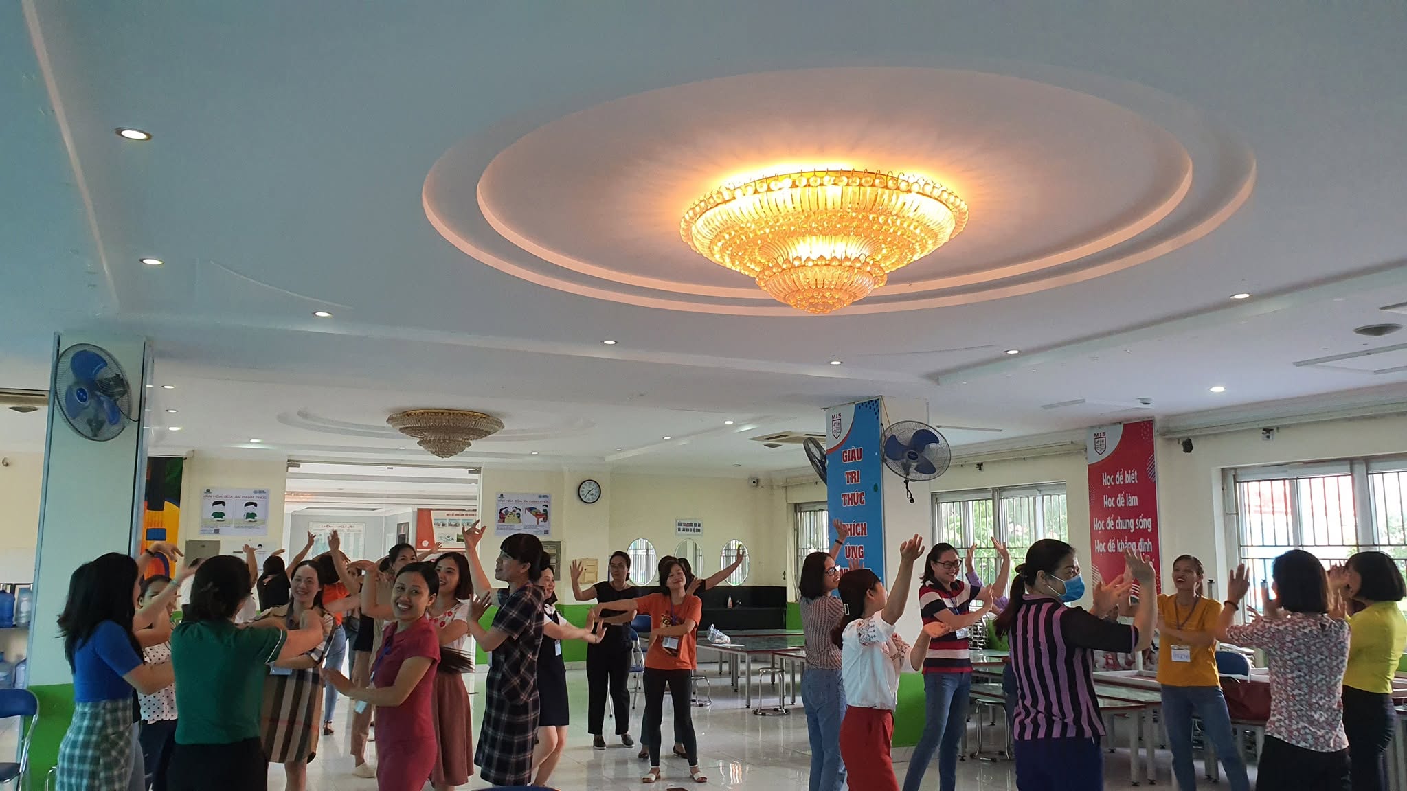 Lớp THCX – Vũ đạo kết nối